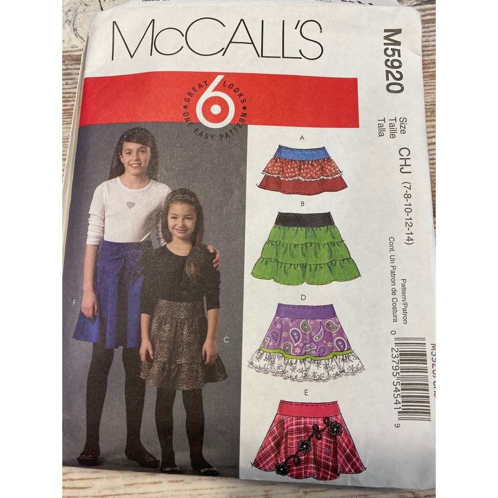 2009 McCalls Girls Skirt Sewing Pattern 5920 Size 7-14 Cut Complete